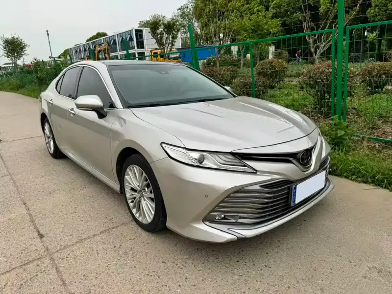 Toyota Camry, 2018