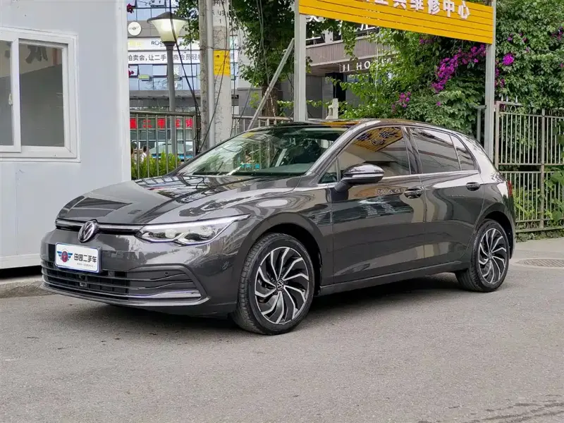 Volkswagen Golf, 2021