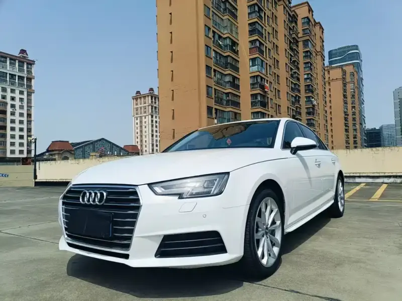 Audi A4L, 2018