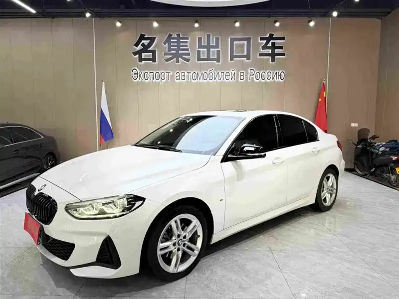 BMW 1 Series, 2021