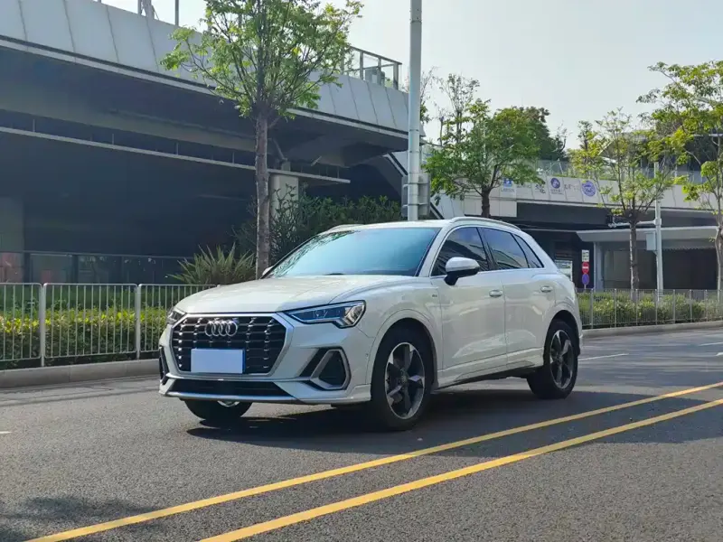 Audi Q3, 2021