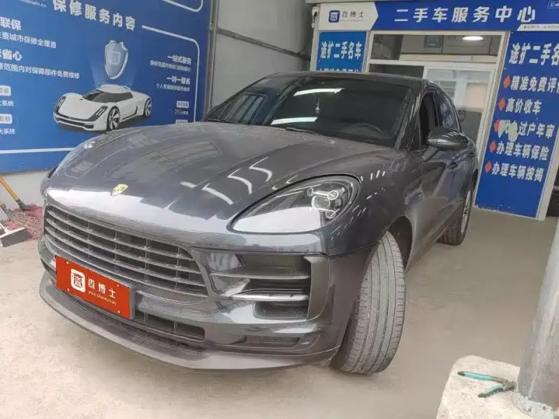 Porsche Macan, 2021
