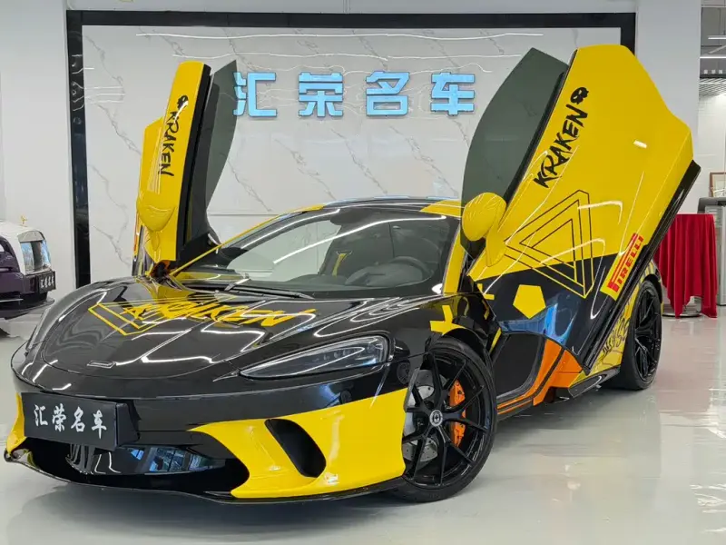McLaren GT, 2021