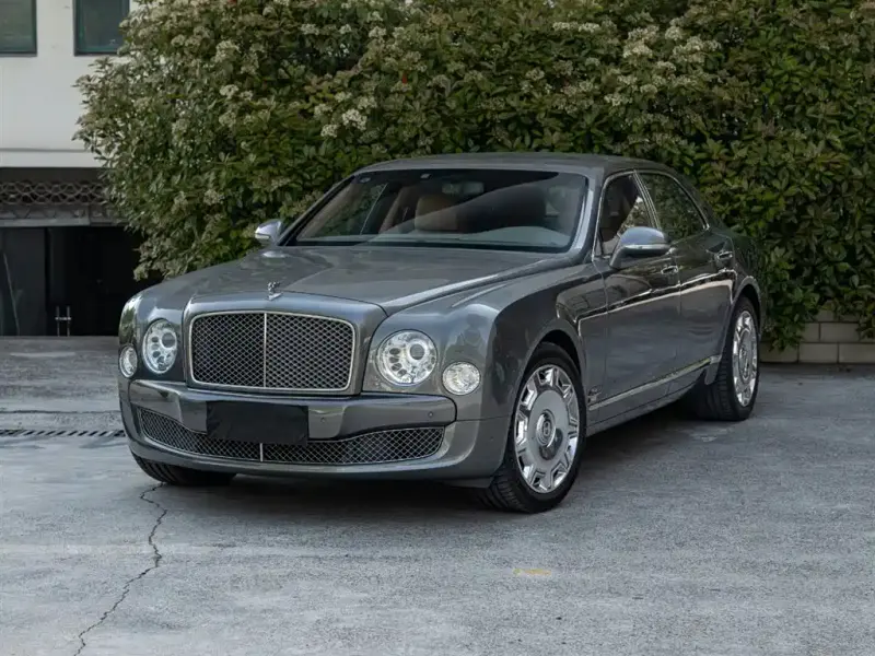 Bentley Mulsanne, 2015
