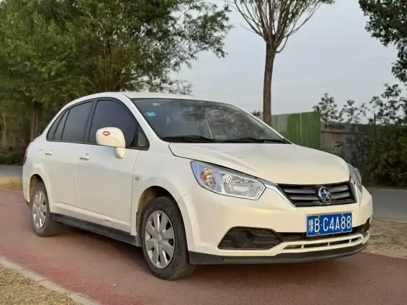 Venucia D50, 2015