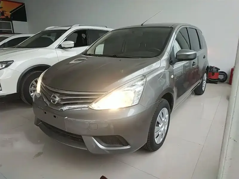 Nissan Livina, 2016