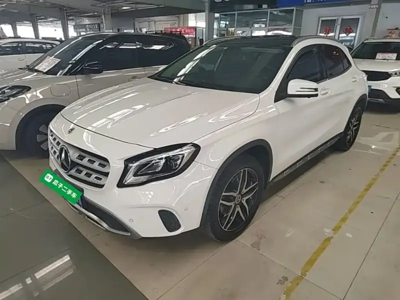 Mercedes-Benz GLA, 2017