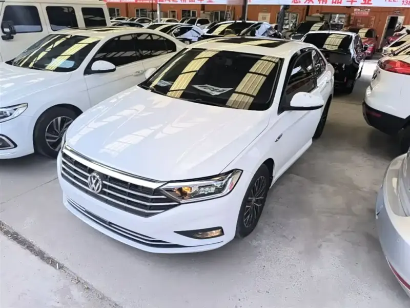 Volkswagen Sagitar, 2020