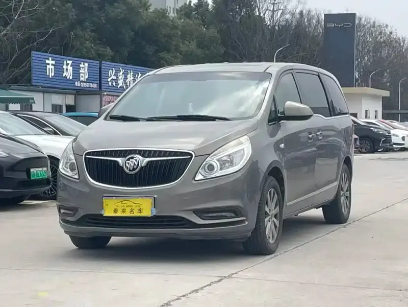 Buick GL8, 2019