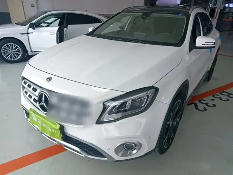 Mercedes-Benz GLA, 2017