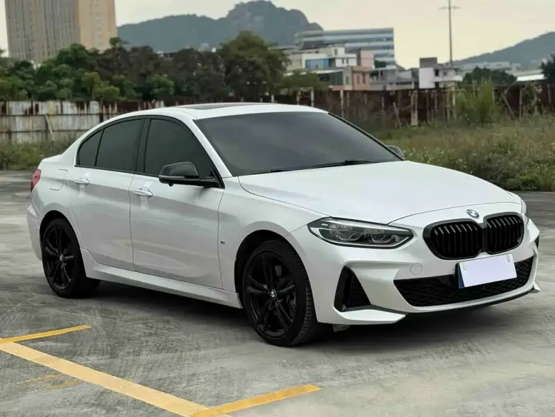 BMW 1 Series, 2021