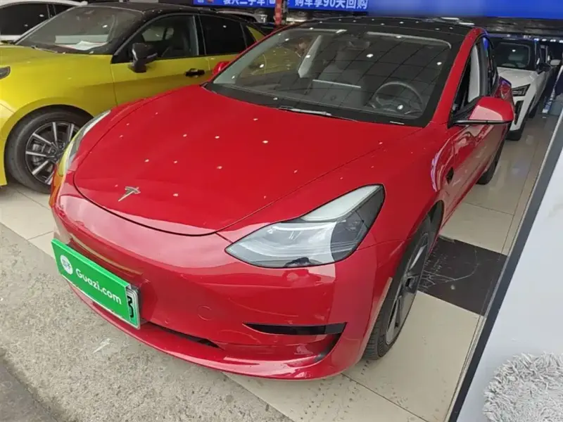 Tesla Model 3, 2021