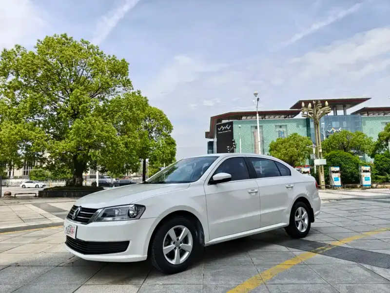 Volkswagen Lavida, 2015