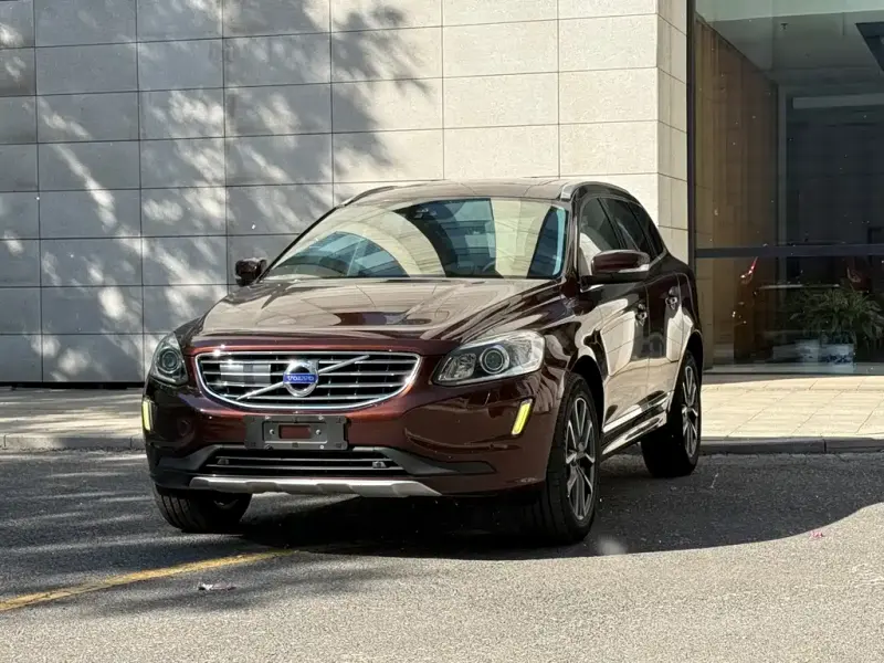 Volvo XC60, 2016
