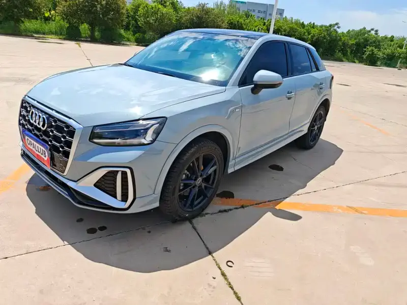 Audi Q2L, 2023