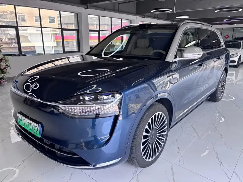 AITO M9, 2025