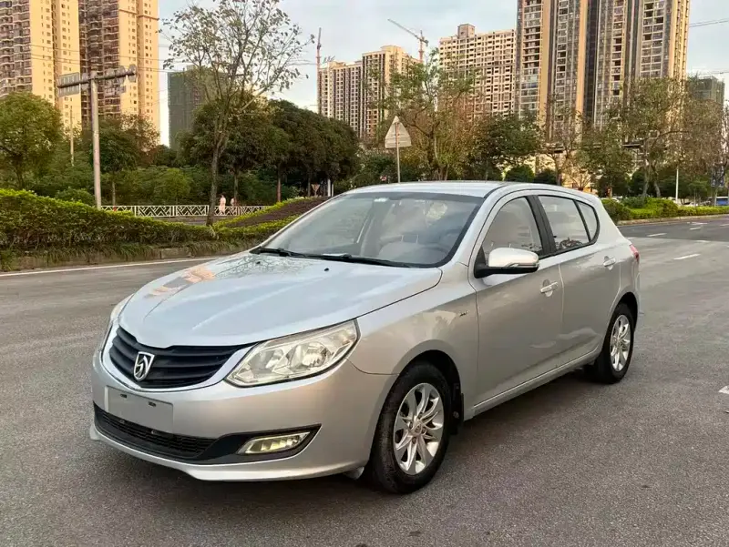 Baojun 610, 2015