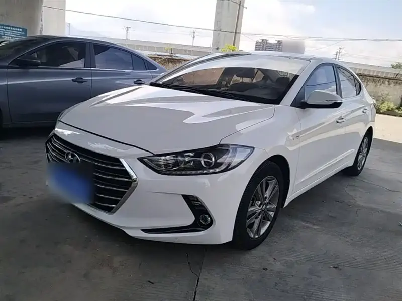 Hyundai Elantra, 2018
