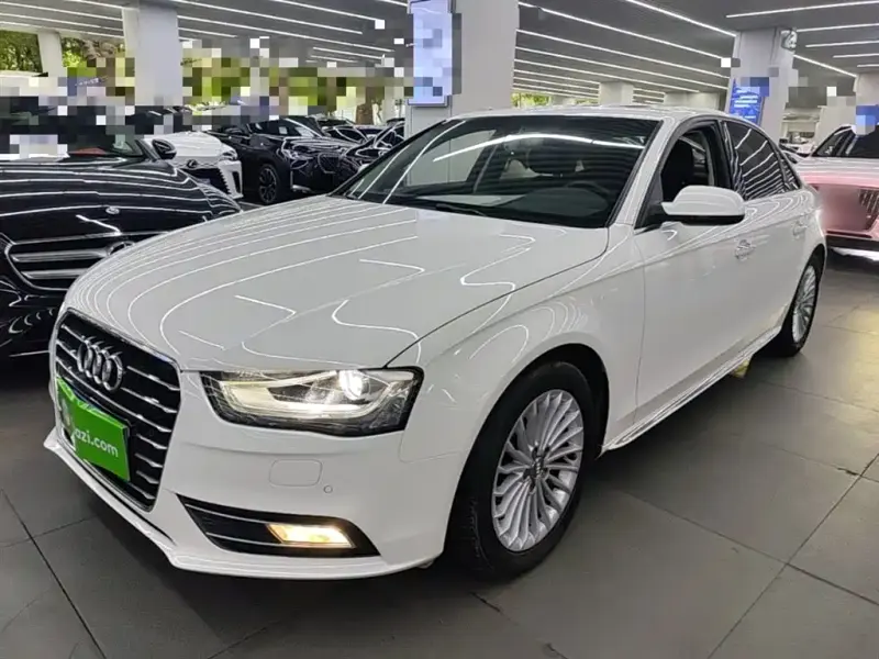 Audi A4L, 2016