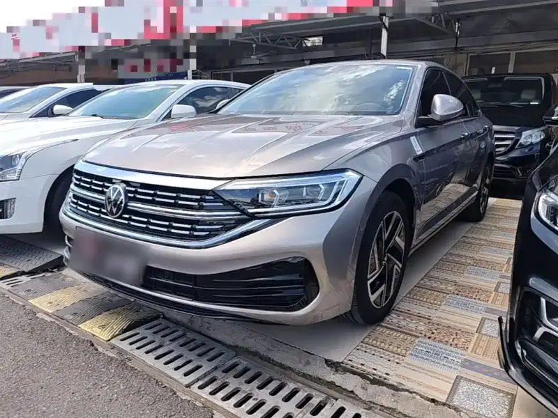 Volkswagen Sagitar, 2025