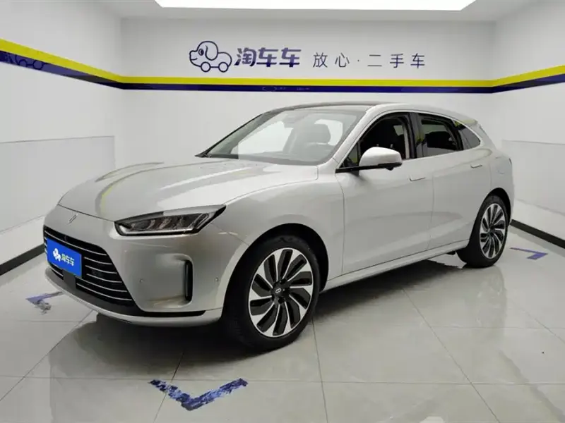 AITO M5, 2022
