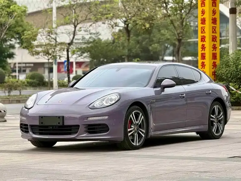 Porsche Panamera, 2013