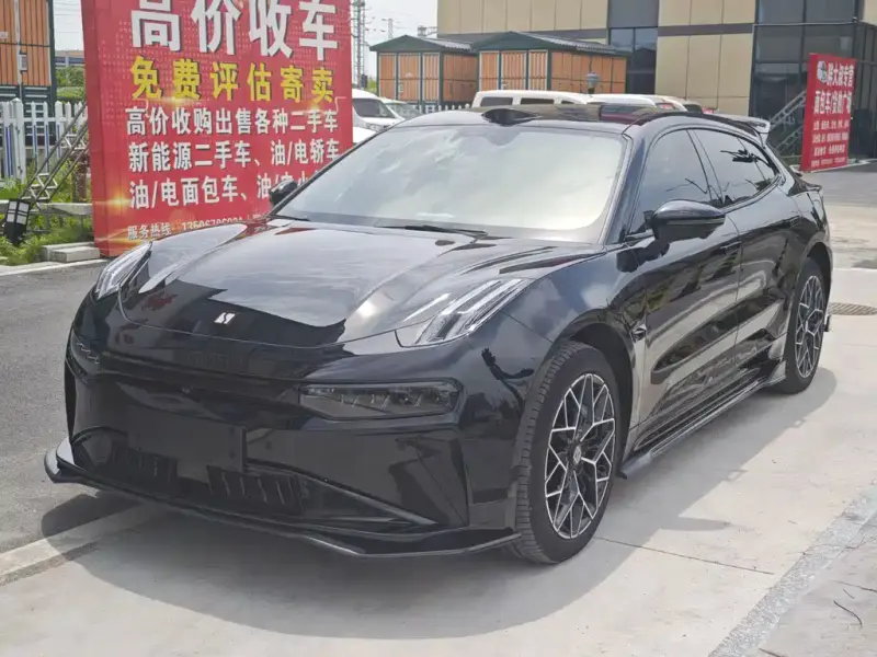 Zeekr 001, 2025