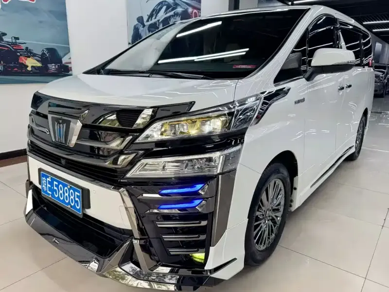 Toyota Vellfire, 2023