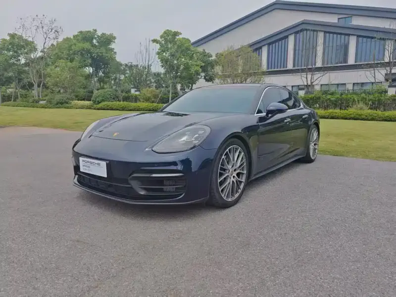 Porsche Panamera, 2023
