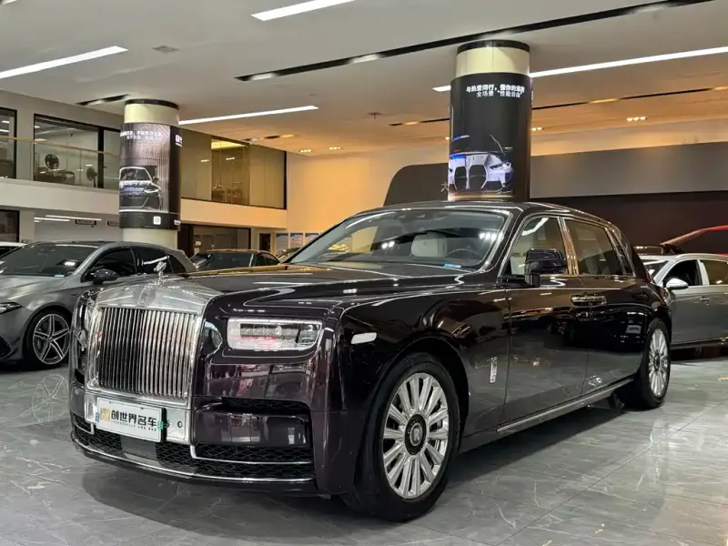 Rolls-Royce Phantom, 2021