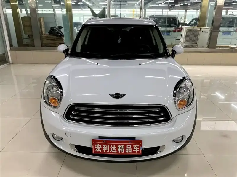MINI Countryman, 2013