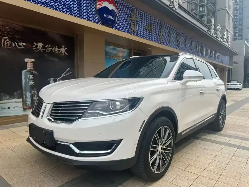 Lincoln MKX, 2018