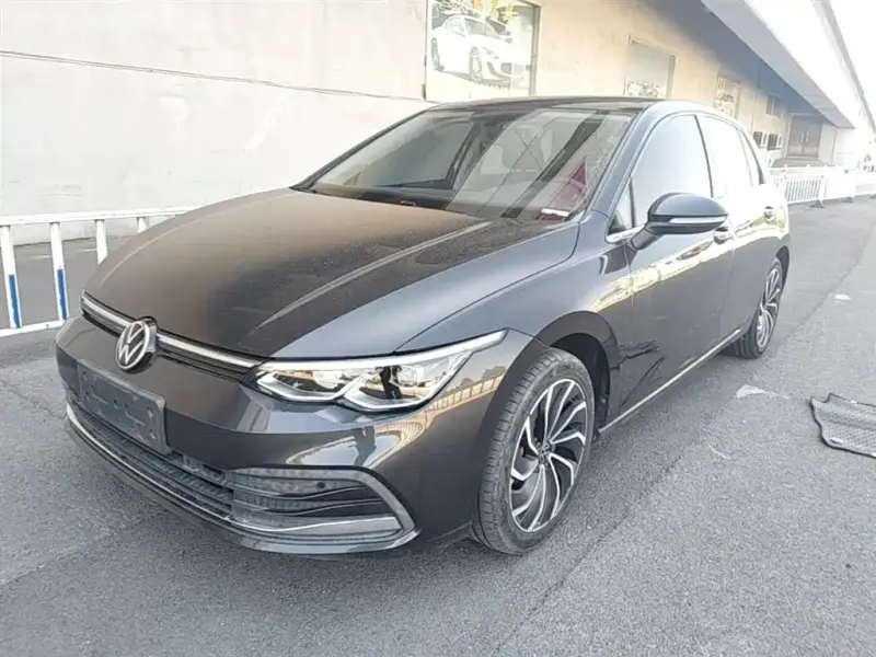 Volkswagen Golf, 2021