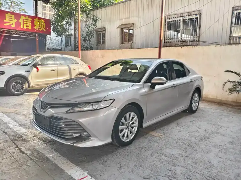 Toyota Camry, 2018
