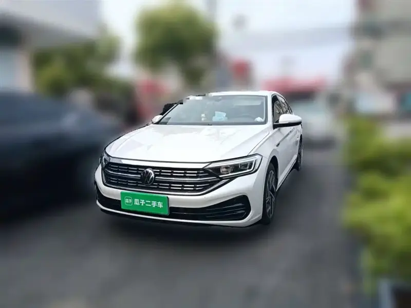 Volkswagen Sagitar, 2023