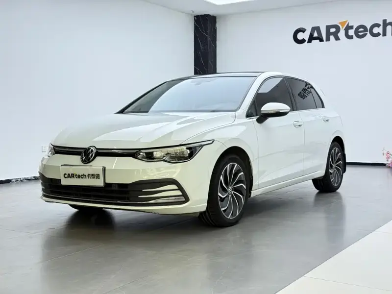 Volkswagen Golf, 2021