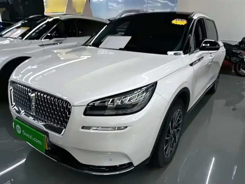 Lincoln Corsair, 2022