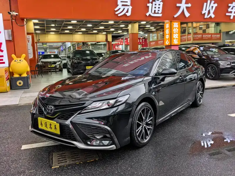Toyota Camry, 2022