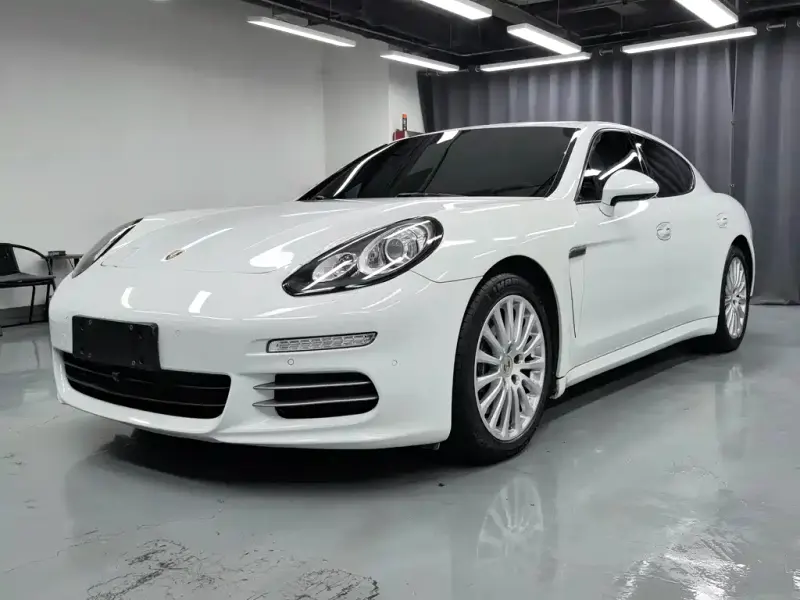 Porsche Panamera, 2014