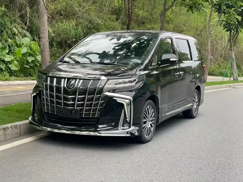 Toyota Alphard, 2014