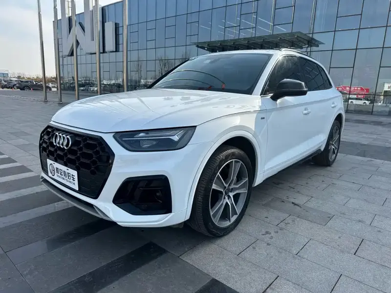 Audi Q5L, 2024