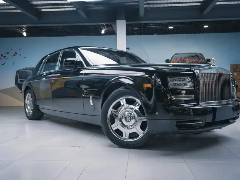 Rolls-Royce Phantom, 2013