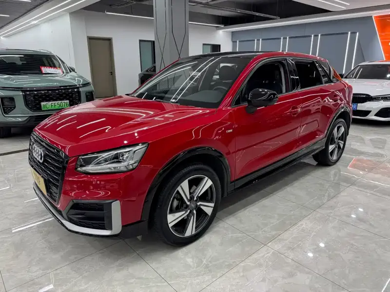 Audi Q2L, 2020