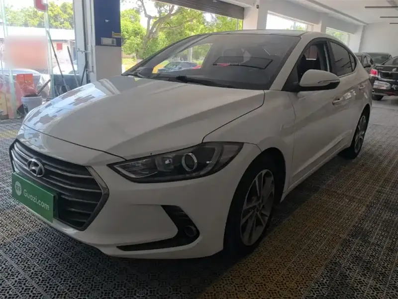 Hyundai Elantra, 2017