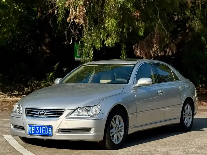 Toyota Reiz, 2010