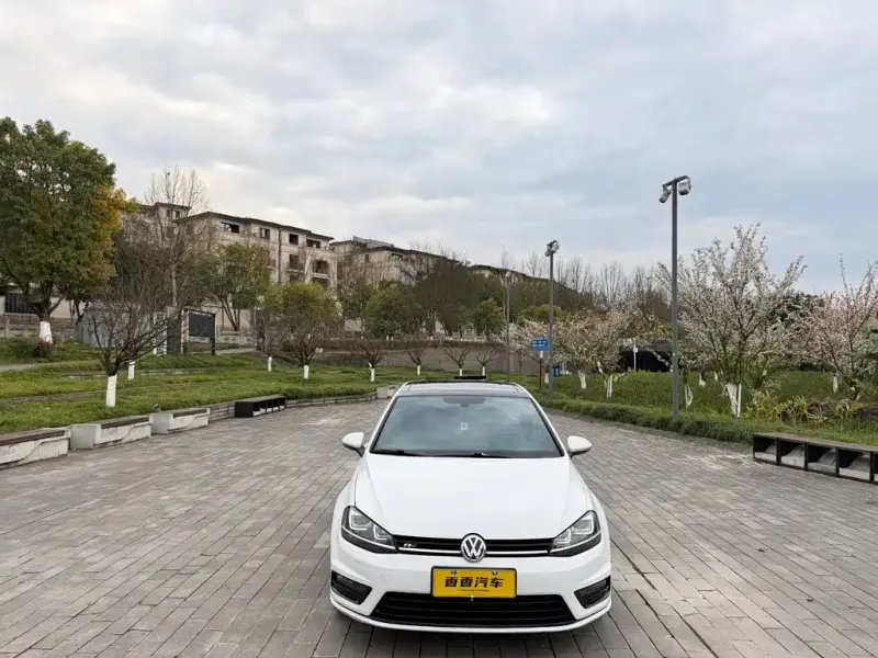 Volkswagen Golf, 2017