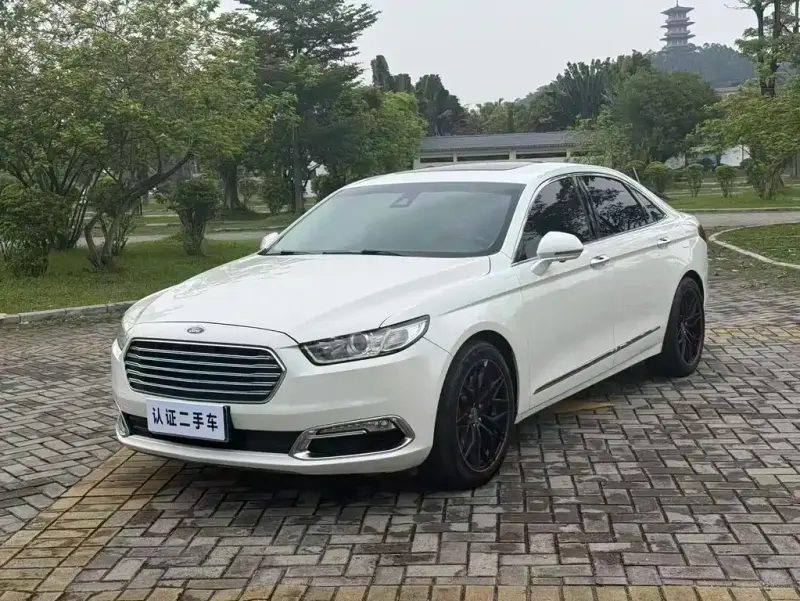 Ford Taurus, 2017