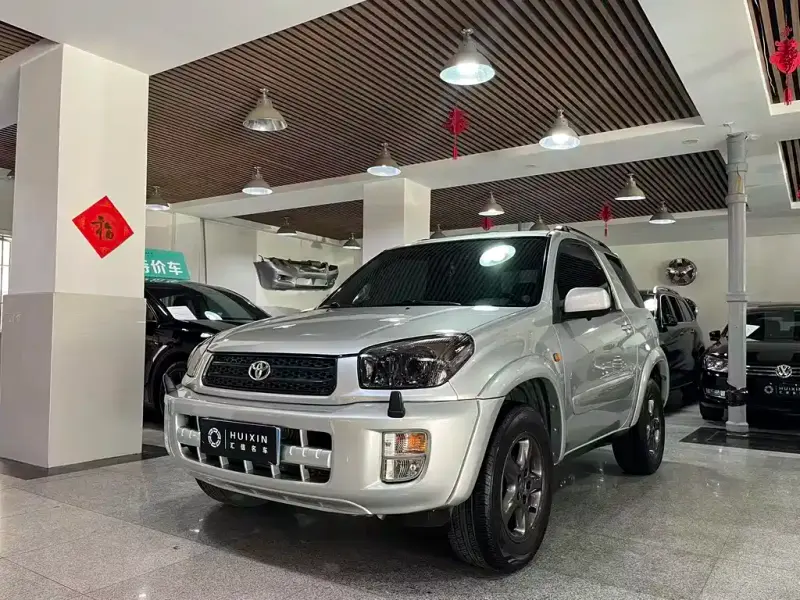 Toyota RAV4, 2003