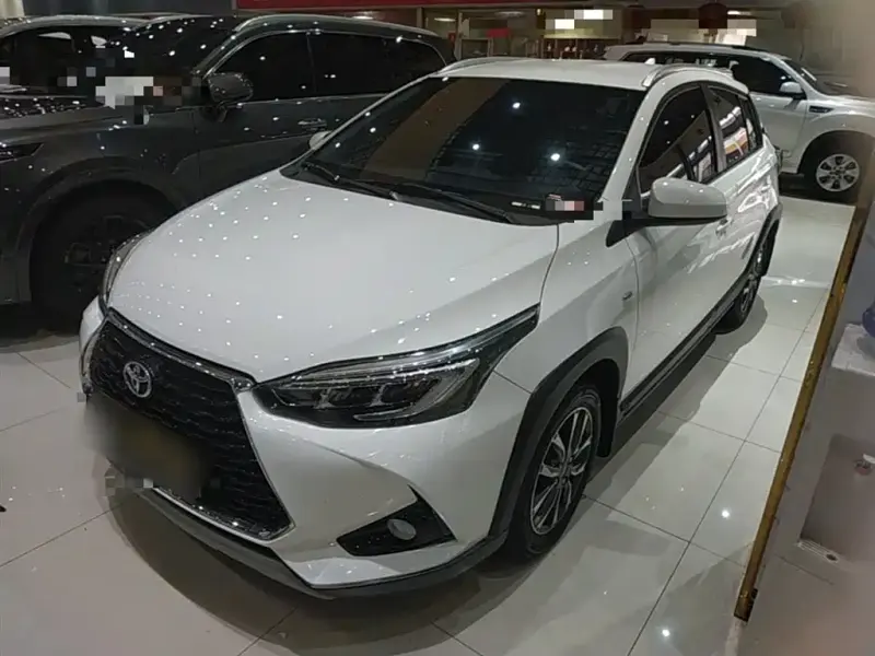 Toyota Yaris L, 2022