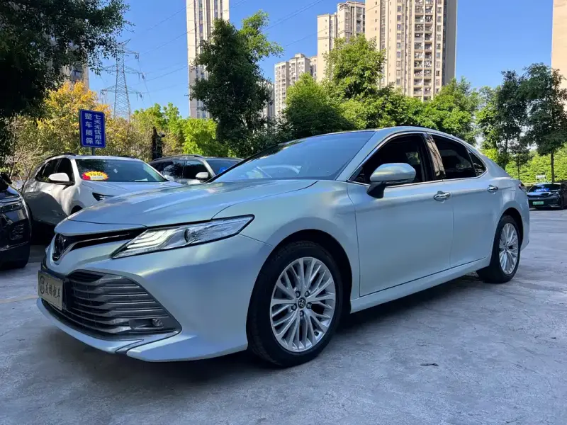 Toyota Camry, 2019